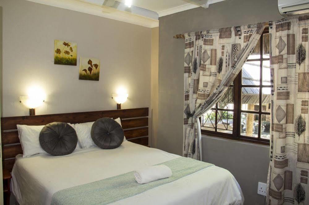 Aristo Manor Otel Richards Bay Dış mekan fotoğraf